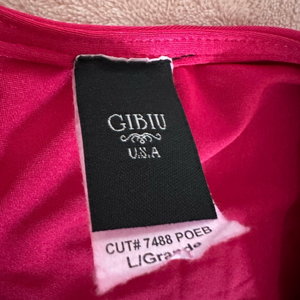 Chic Pink Jumpsuit with Cap Sleeves and Wide-Leg Pants - Picture 5 of 9